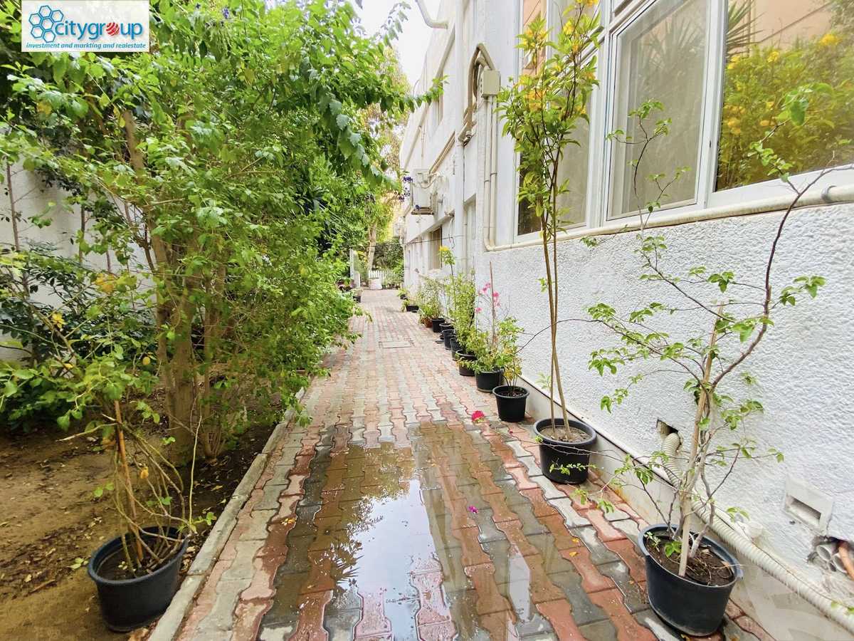 https://aqarmap.com.eg/ar/listing/6380588-for-rent-cairo-el-maadi-sarayat-el-maadi-street-18