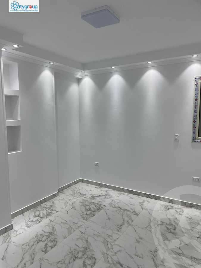https://aqarmap.com.eg/en/listing/6385826-for-rent-cairo-el-maadi-compounds-rayhanah-plaza