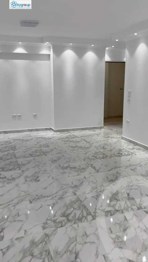 https://aqarmap.com.eg/en/listing/6385826-for-rent-cairo-el-maadi-compounds-rayhanah-plaza