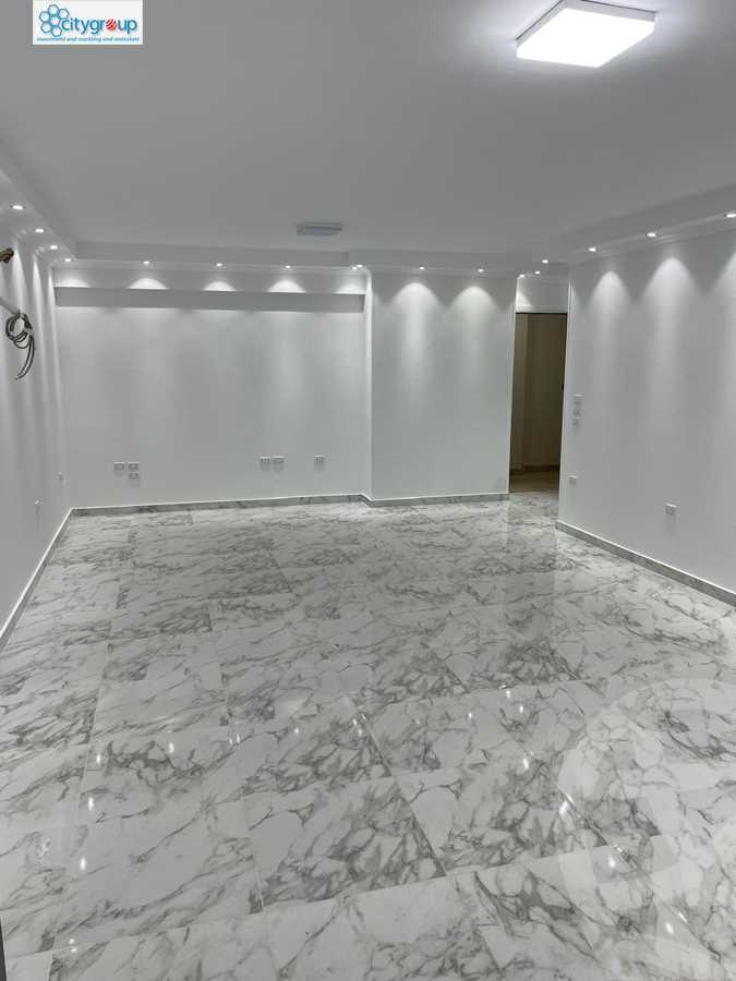 https://aqarmap.com.eg/en/listing/6385826-for-rent-cairo-el-maadi-compounds-rayhanah-plaza