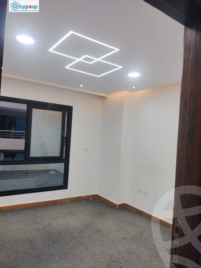 https://aqarmap.com.eg/en/listing/6385839-for-rent-cairo-el-maadi-compounds-rayhanah-plaza