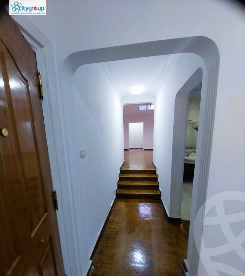 https://aqarmap.com.eg/ar/listing/6446562-for-rent-cairo-el-maadi-sarayat-el-maadi-street-18