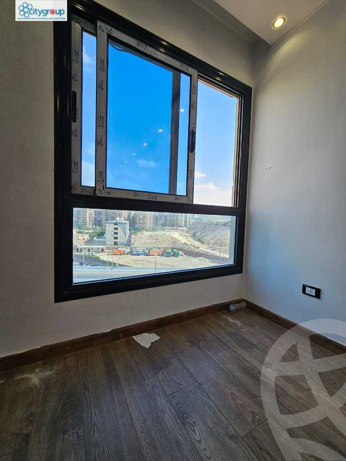 https://aqarmap.com.eg/ar/listing/6558136-for-rent-cairo-el-maadi-compounds-rayhanah-plaza