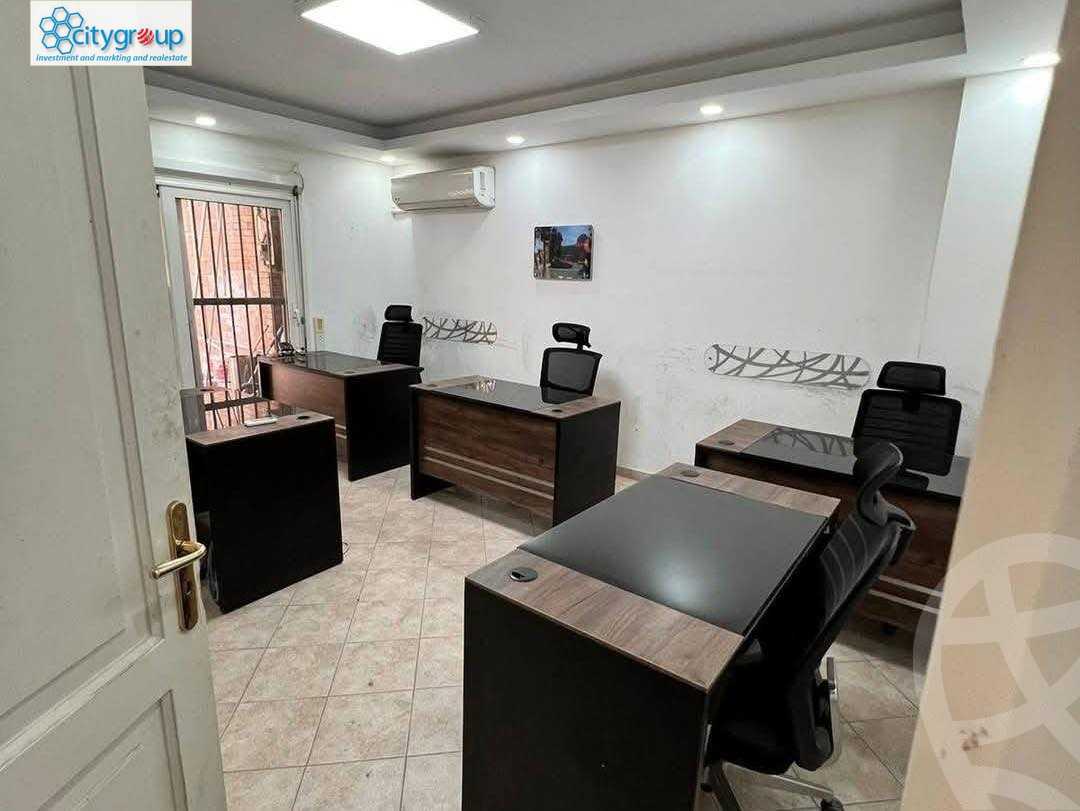 https://aqarmap.com.eg/ar/listing/6561408-for-rent-cairo-el-maadi-sarayat-el-maadi-street-18