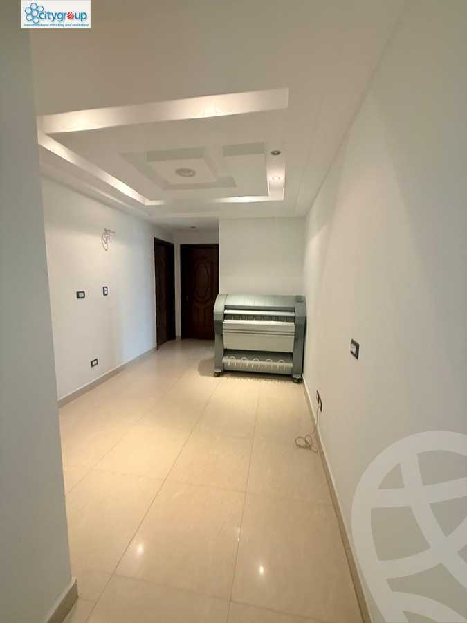https://aqarmap.com.eg/ar/listing/6564473-for-rent-cairo-el-maadi-compounds-rayhanah-plaza