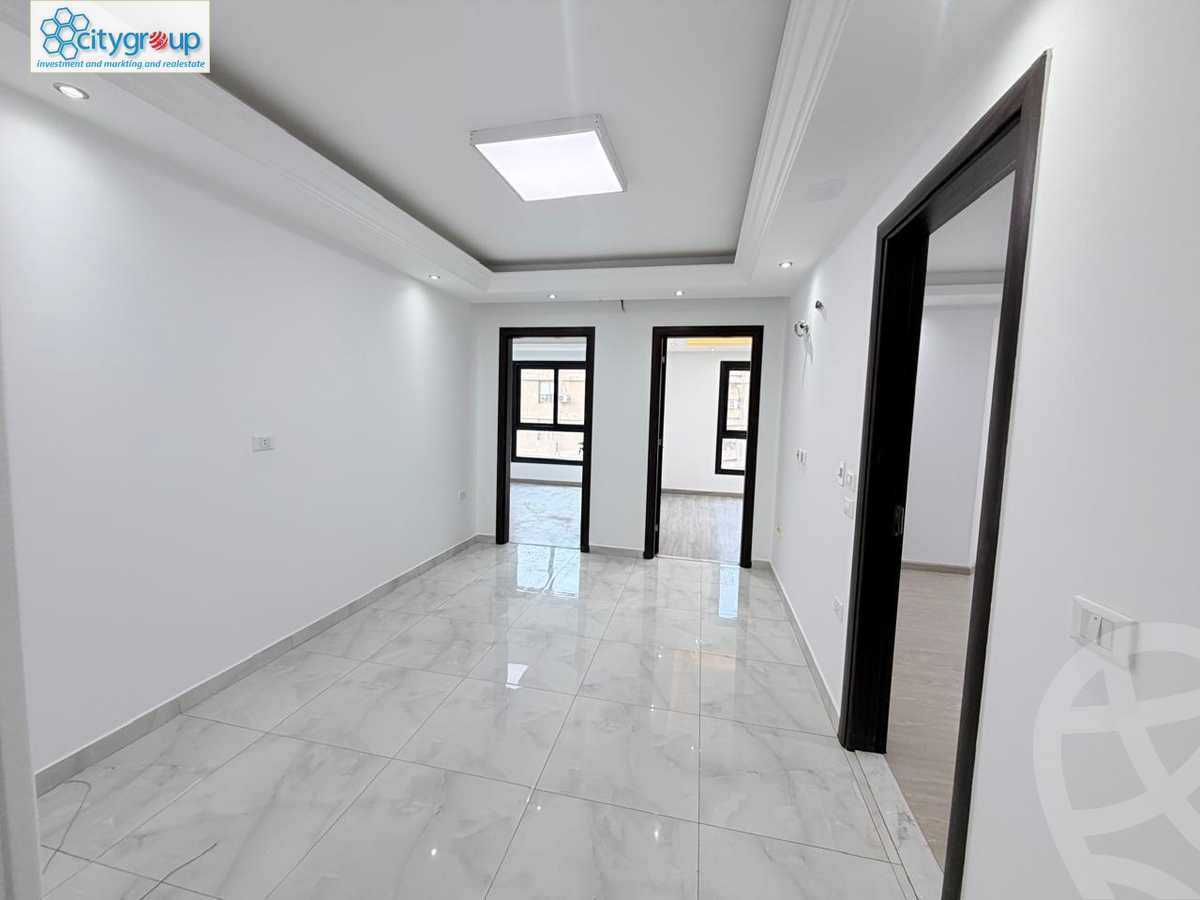 https://aqarmap.com.eg/en/listing/6572507-for-rent-cairo-el-maadi-compounds-rayhanah-plaza
