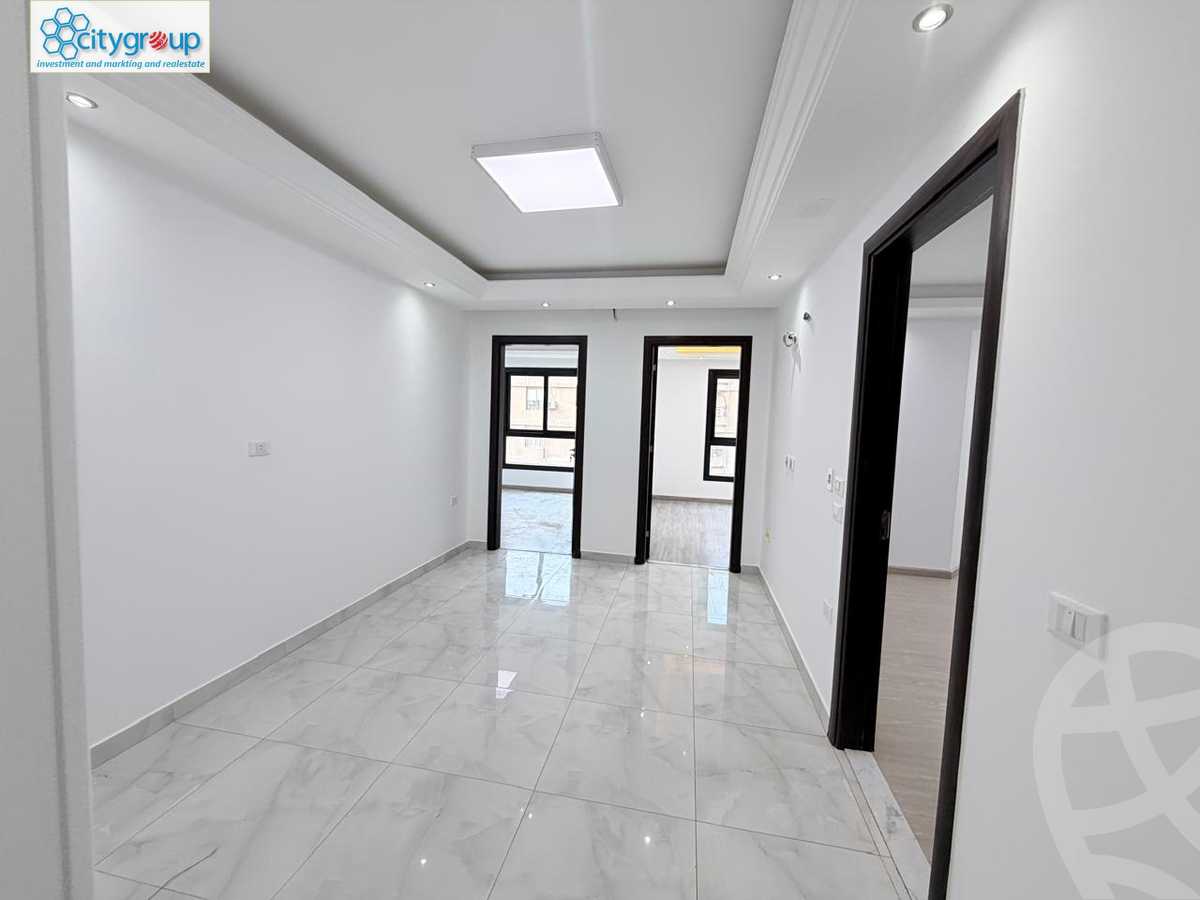 https://aqarmap.com.eg/en/listing/6572507-for-rent-cairo-el-maadi-compounds-rayhanah-plaza