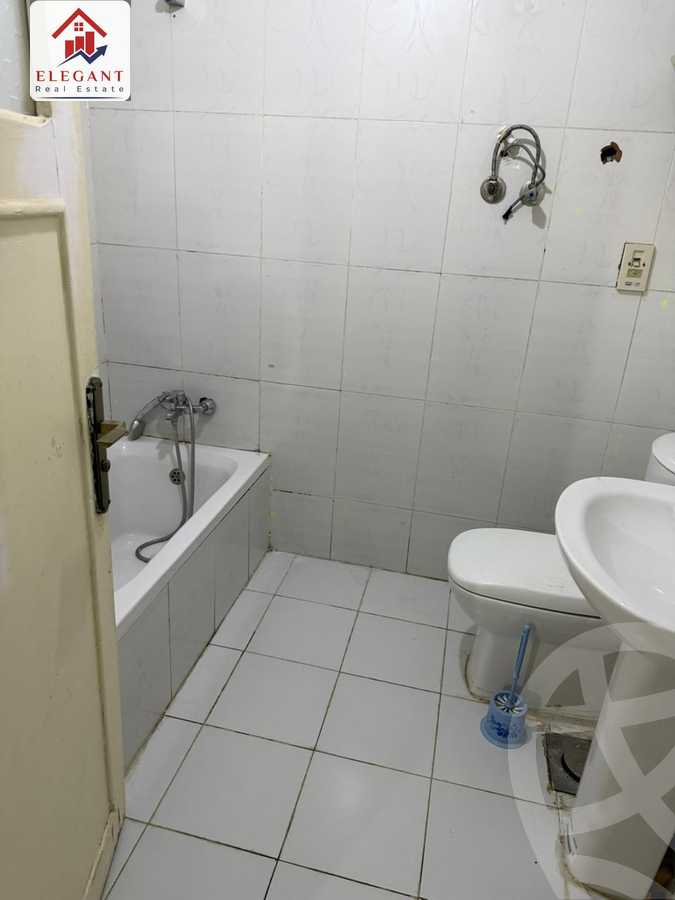 https://aqarmap.com.eg/en/listing/6216008-for-sale-cairo-nasr-city-hay-el-waha-magles-el-wezraa-buildings