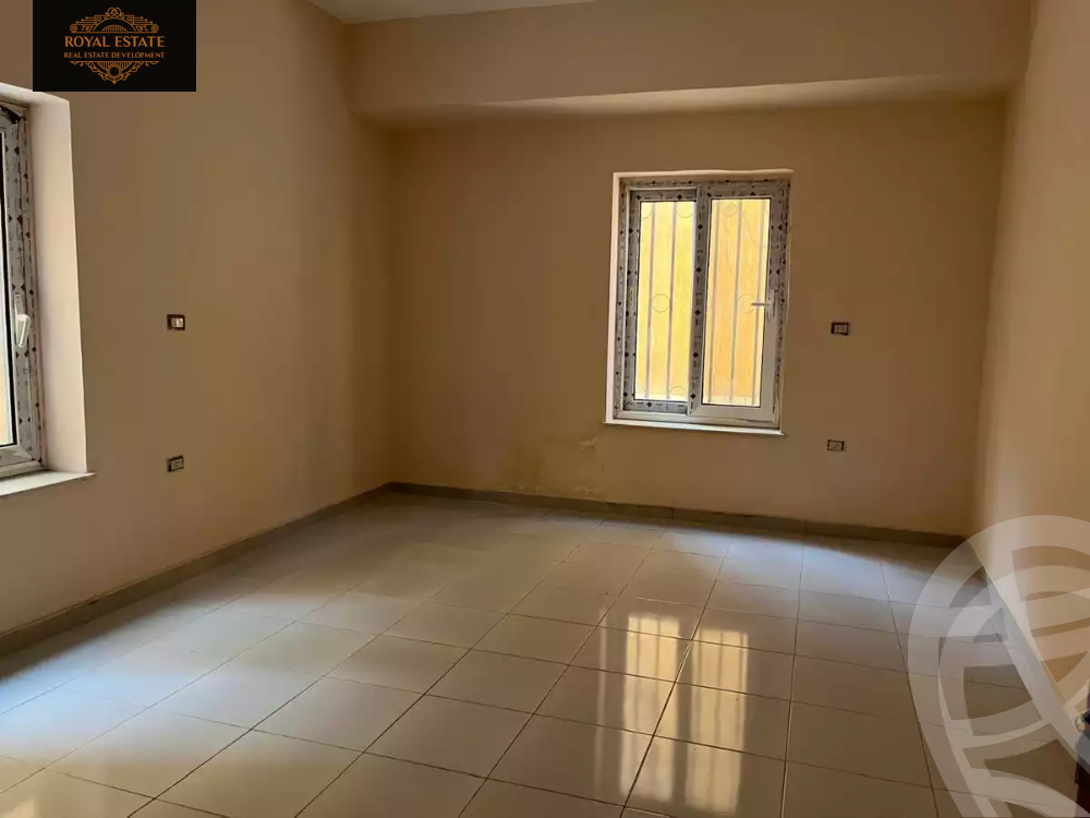 https://aqarmap.com.eg/en/listing/4873010-for-rent-cairo-new-cairo-south-investors-mohammed-nagib-axis-st