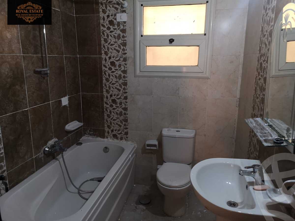 https://aqarmap.com.eg/ar/listing/4974335-for-rent-cairo-new-cairo-el-kornfol-el-kornfol-2