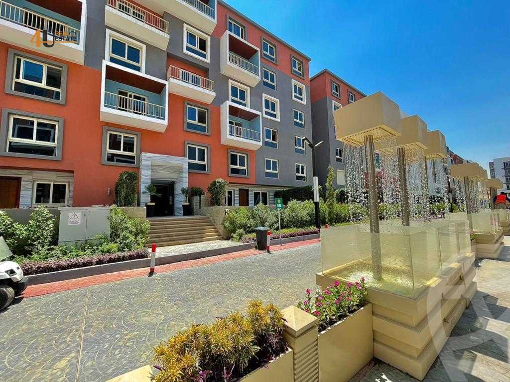 https://aqarmap.com.eg/en/listing/6017102-for-sale-cairo-new-cairo-compounds-mwrd-fq-llttwyr