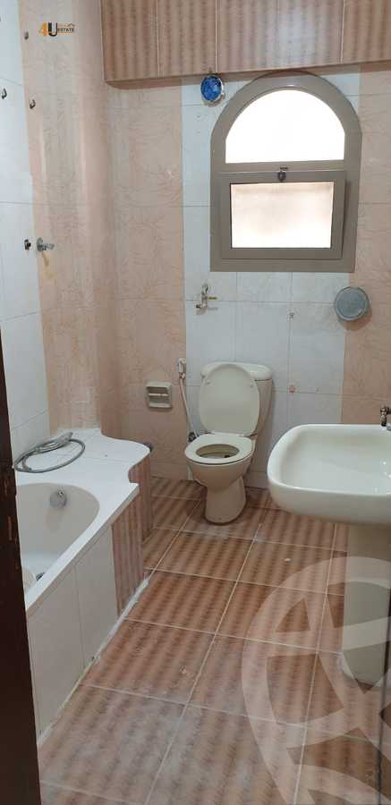 https://aqarmap.com.eg/en/listing/5294719-for-rent-cairo-new-cairo-el-ahyaa-fourth-neighborhood-street-1