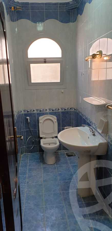 https://aqarmap.com.eg/en/listing/5294719-for-rent-cairo-new-cairo-el-ahyaa-fourth-neighborhood-street-1