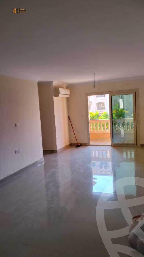 https://aqarmap.com.eg/en/listing/5407005-for-sale-cairo-new-cairo-compounds-light-city
