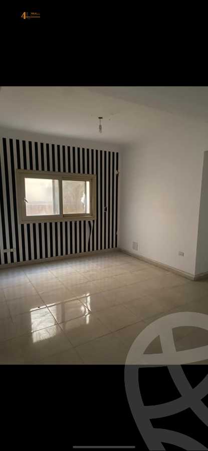 https://aqarmap.com.eg/ar/listing/5410240-for-sale-cairo-new-cairo-ganob-el-akadamiya-south-academy-a-zaid-ebn-haretha-st
