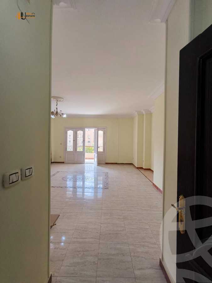 https://aqarmap.com.eg/ar/listing/5442239-for-sale-cairo-new-cairo-el-narges-el-narges-omarat-mohamed-sabry-abu-alam-st