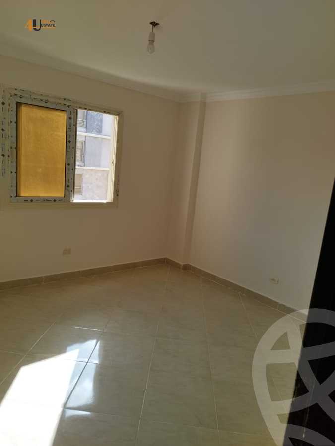 https://aqarmap.com.eg/en/listing/5455404-for-sale-cairo-new-cairo-lrhb-city-phase-5-talaat-mostafa-st