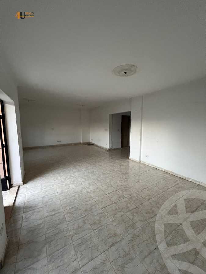 https://aqarmap.com.eg/en/listing/5455404-for-sale-cairo-new-cairo-lrhb-city-phase-5-talaat-mostafa-st