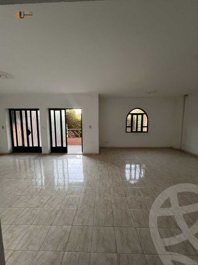 https://aqarmap.com.eg/en/listing/5455404-for-sale-cairo-new-cairo-lrhb-city-phase-5-talaat-mostafa-st