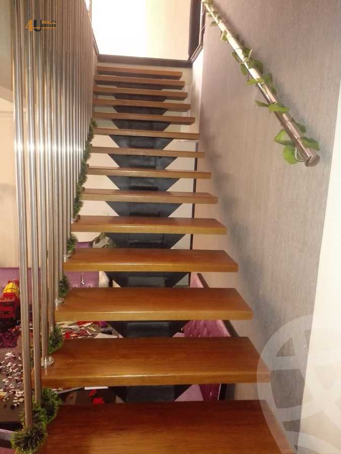 https://aqarmap.com.eg/en/listing/5495307-for-sale-cairo-new-cairo-compounds-nakhil-village
