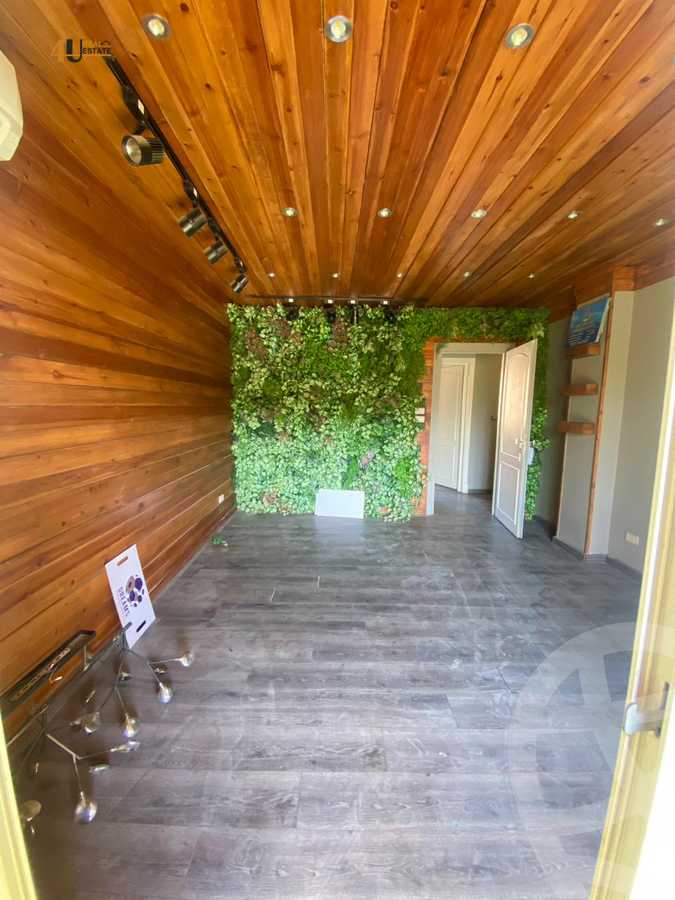 https://aqarmap.com.eg/en/listing/5502620-for-sale-cairo-new-cairo-lrhb-city-phase-1-ahmed-rami-st