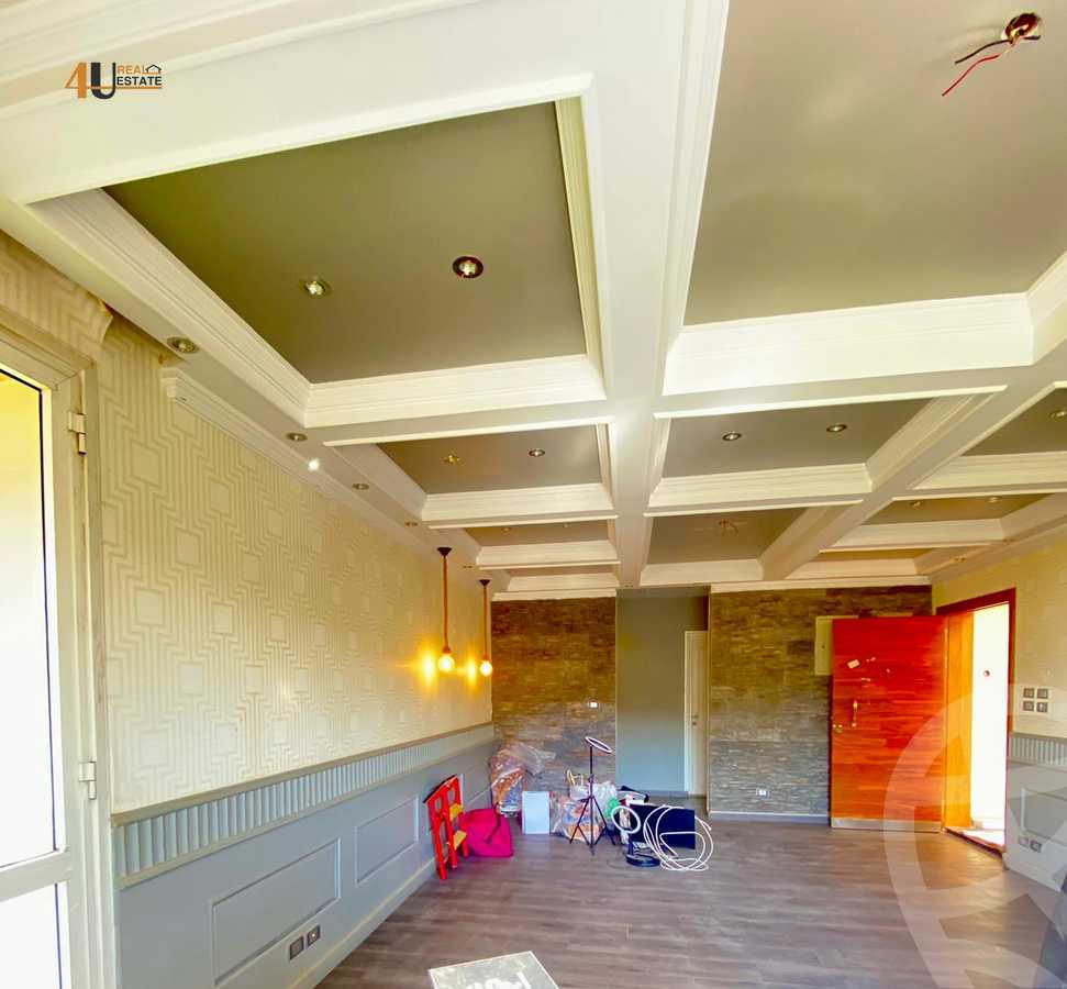https://aqarmap.com.eg/en/listing/5502620-for-sale-cairo-new-cairo-lrhb-city-phase-1-ahmed-rami-st
