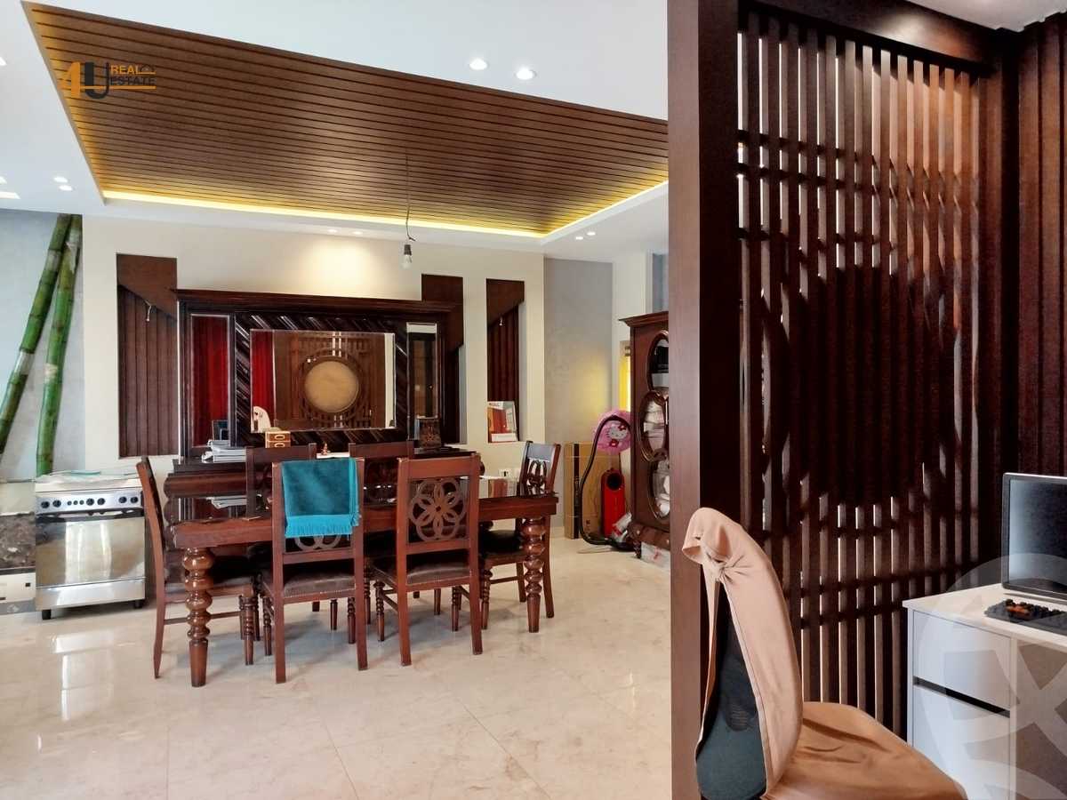 https://aqarmap.com.eg/en/listing/5672089-for-sale-cairo-new-cairo-compounds-nakhil-village