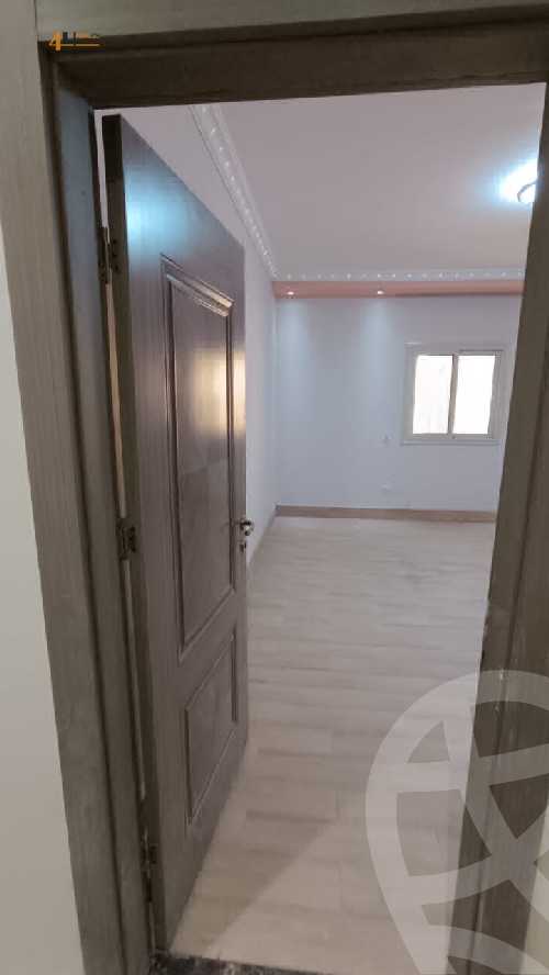 https://aqarmap.com.eg/en/listing/5833600-for-sale-cairo-new-cairo-compounds-grand-caesar-thiqa