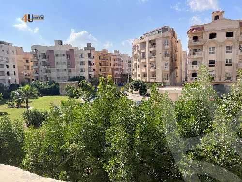 https://aqarmap.com.eg/ar/listing/5865944-for-sale-cairo-new-cairo-el-banafsg-el-banafsag-omarat-al-gabri-st