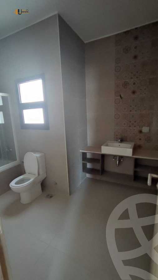 https://aqarmap.com.eg/en/listing/5880579-for-sale-cairo-new-cairo-compounds-fifth-square