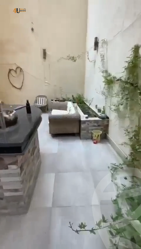 https://aqarmap.com.eg/en/listing/5886505-for-sale-cairo-new-cairo-el-banafsg-el-banafsag-omarat-al-gabri-st