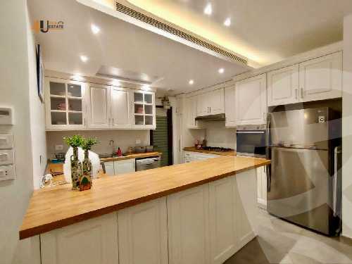 https://aqarmap.com.eg/en/listing/5920345-for-sale-cairo-new-cairo-compounds-lakeview-residence