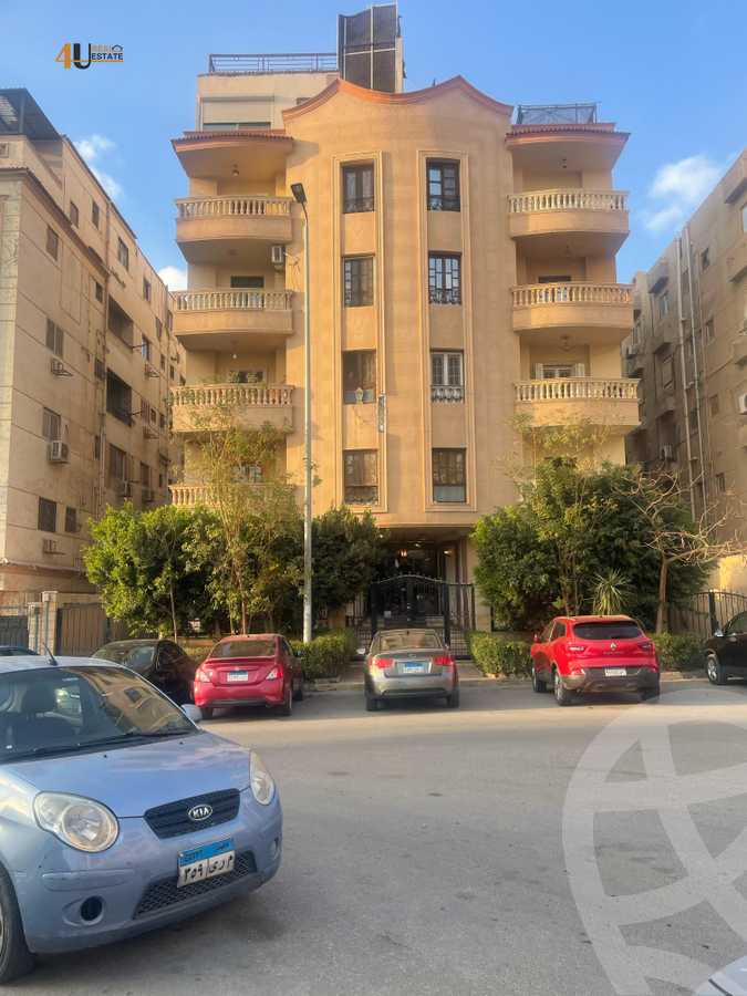 https://aqarmap.com.eg/en/listing/5950448-for-sale-cairo-new-cairo-el-narges-el-narges-omarat-abdul-rahman-al-rafie-st