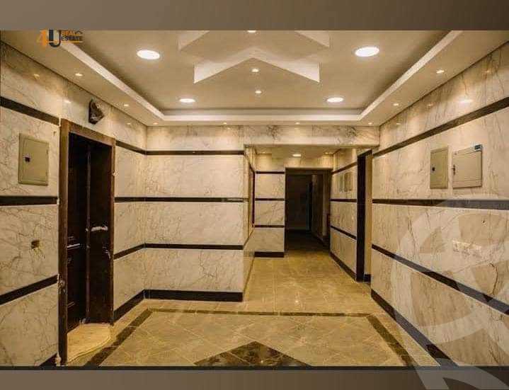 https://aqarmap.com.eg/en/listing/5956670-for-sale-cairo-new-cairo-compounds-loaloat-new-cairo