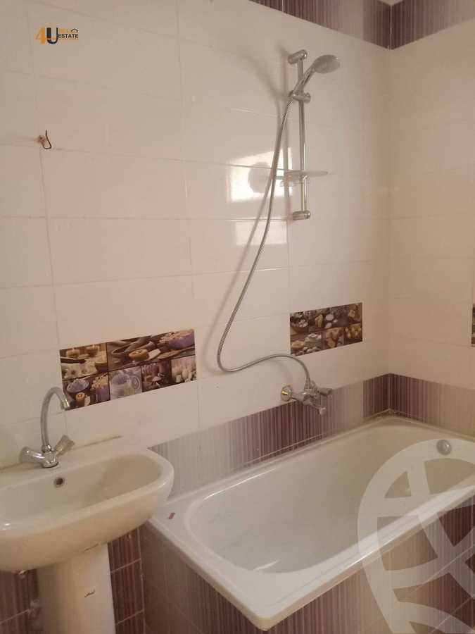 https://aqarmap.com.eg/en/listing/5962331-for-sale-cairo-new-cairo-el-narges-el-narges-omarat-abdul-rahman-al-rafie-st