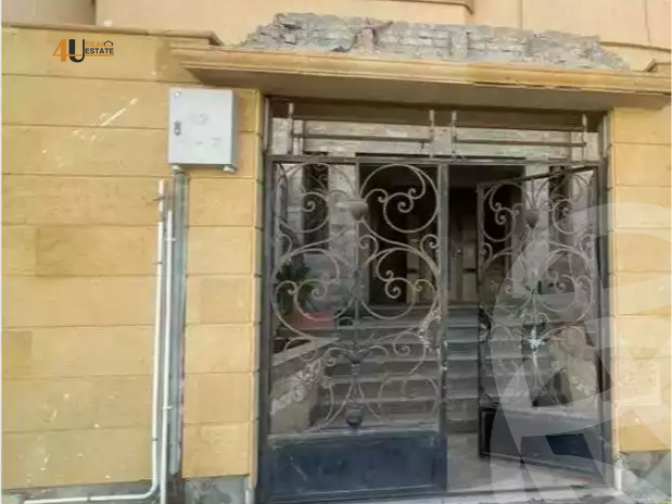 https://aqarmap.com.eg/en/listing/5962329-for-sale-cairo-new-cairo-compounds-el-mostashareen-compound