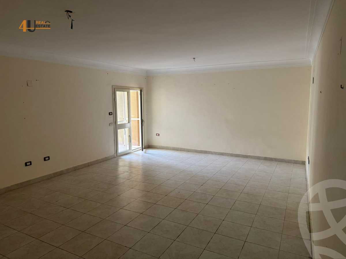 https://aqarmap.com.eg/ar/listing/6005335-for-sale-cairo-new-cairo-compounds-madinet-el-sahafyeen