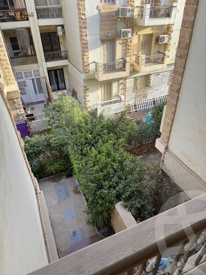 https://aqarmap.com.eg/ar/listing/6005335-for-sale-cairo-new-cairo-compounds-madinet-el-sahafyeen