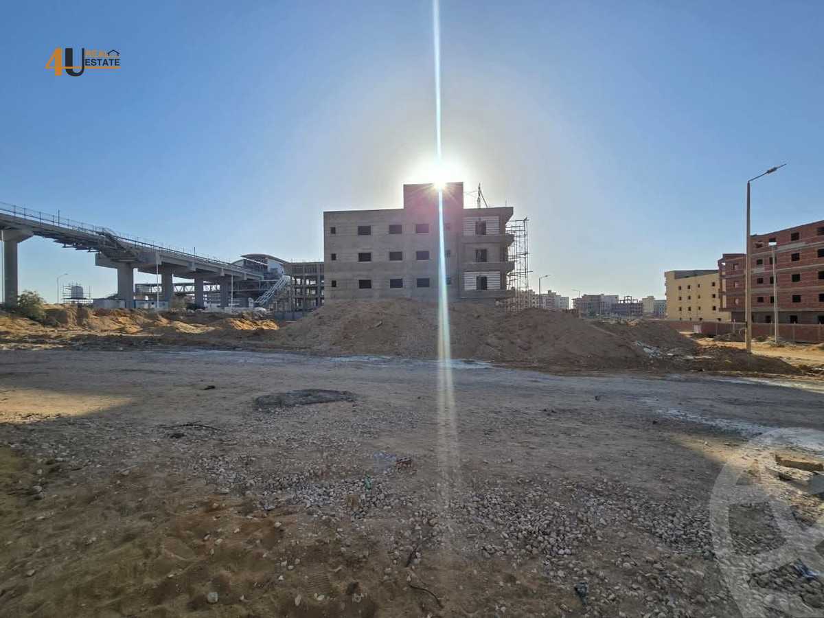 https://aqarmap.com.eg/en/listing/6013077-for-sale-cairo-new-cairo-lrhb-city-phase-8