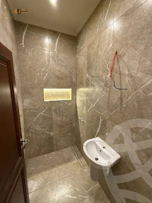 https://aqarmap.com.eg/en/listing/6033639-for-sale-cairo-new-cairo-compounds-el-patio-oro
