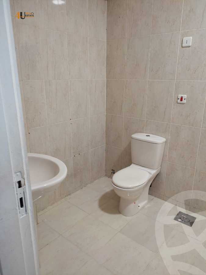 https://aqarmap.com.eg/en/listing/6056599-for-rent-cairo-new-cairo-ganob-el-akadamiya-south-academy-a-zaid-ebn-haretha-st