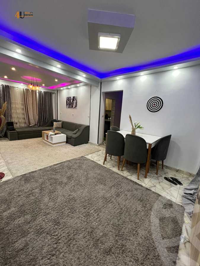https://aqarmap.com.eg/en/listing/6071441-for-rent-cairo-new-cairo-el-ahyaa-fourth-neighborhood-street-1