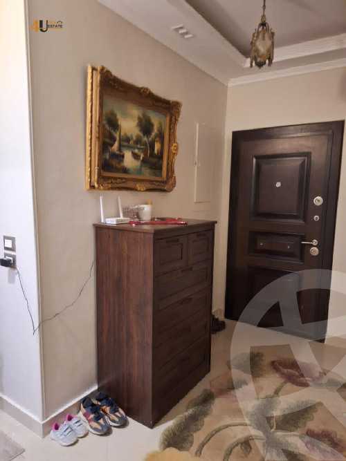 https://aqarmap.com.eg/en/listing/6074348-for-sale-cairo-new-cairo-compounds-el-deyar-mokhabarat