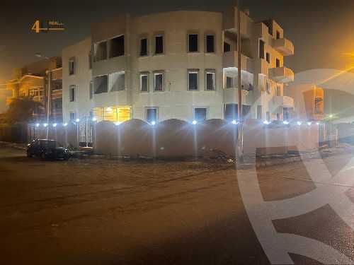https://aqarmap.com.eg/en/listing/6095651-for-sale-cairo-new-cairo-first-settlement-neighbourhood-10-el-shaheed-abdul-fattah-ahmed-st