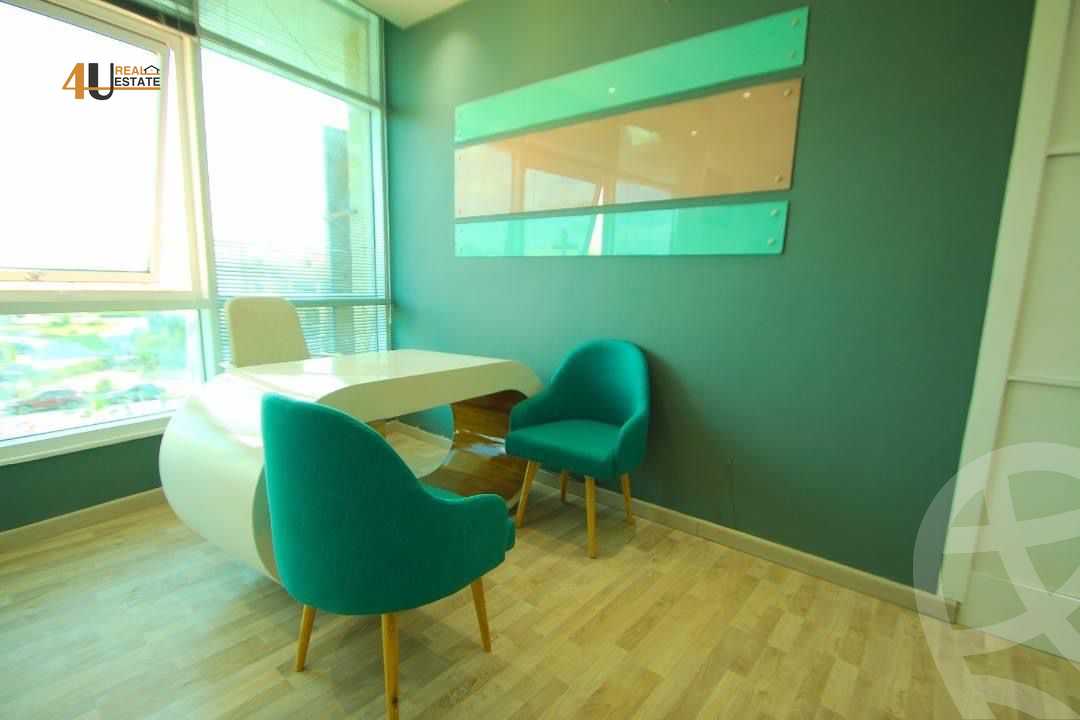 https://aqarmap.com.eg/en/listing/6105233-for-rent-cairo-new-cairo-compounds-silver-star-mall