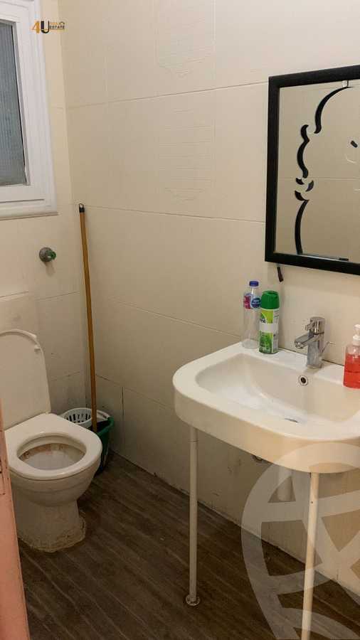 https://aqarmap.com.eg/en/listing/6105233-for-rent-cairo-new-cairo-compounds-silver-star-mall