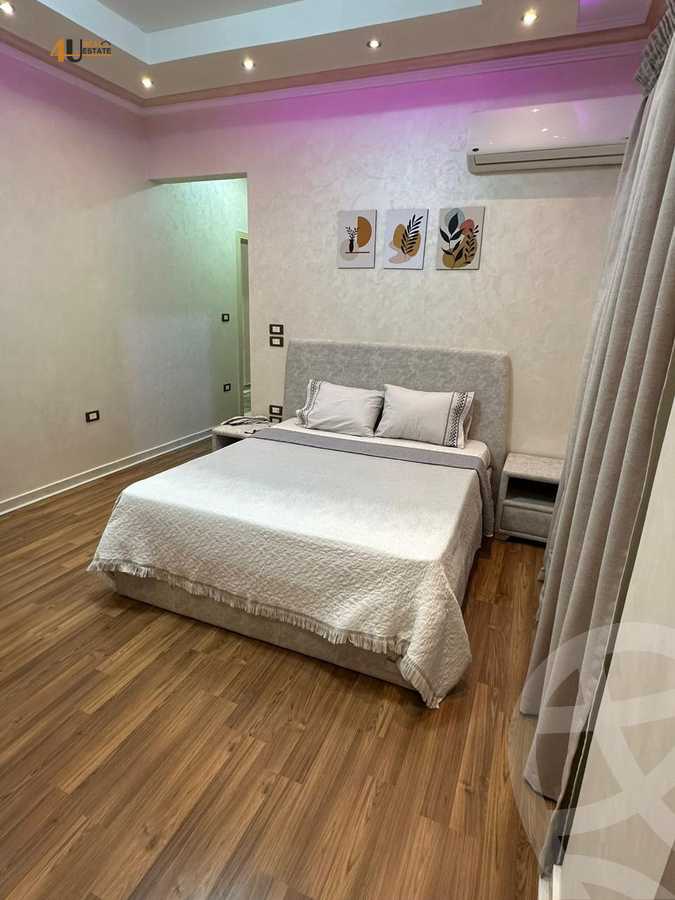 https://aqarmap.com.eg/en/listing/6126778-for-rent-cairo-new-cairo-sharq-el-akadamiya-mohammad-othman-st
