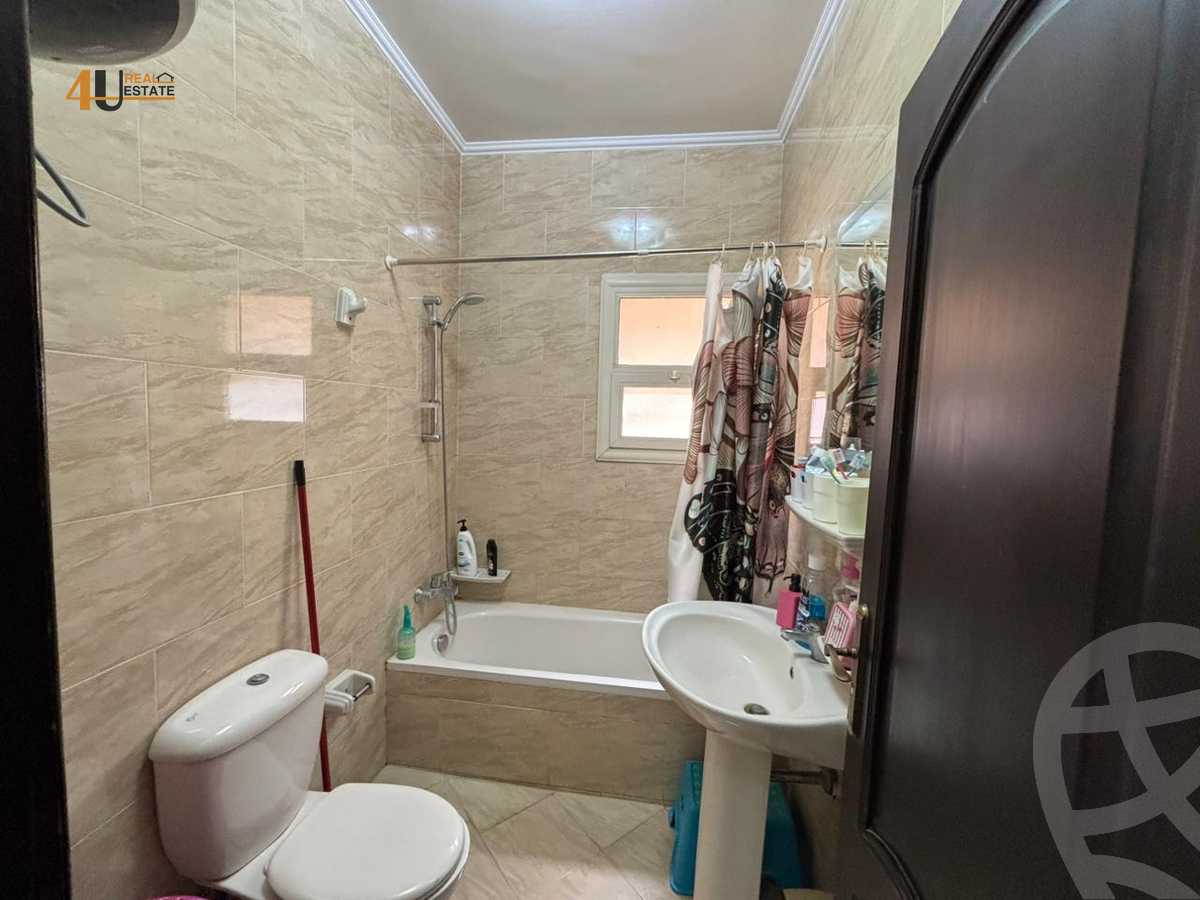 https://aqarmap.com.eg/en/listing/6142375-for-sale-cairo-new-cairo-el-banafsg-el-banafsag-omarat-al-gabri-st