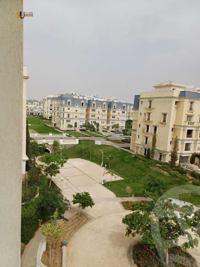 https://aqarmap.com.eg/ar/listing/6144797-for-sale-cairo-new-cairo-compounds-mountain-view-hyde-park