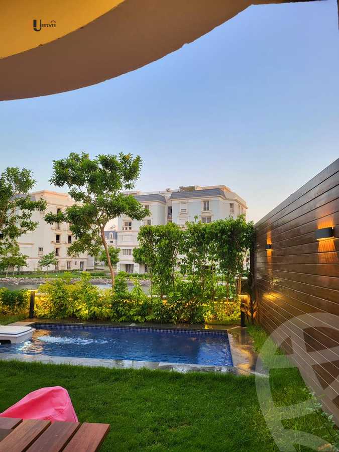 https://aqarmap.com.eg/en/listing/6153876-for-sale-cairo-new-cairo-compounds-mountain-view-hyde-park
